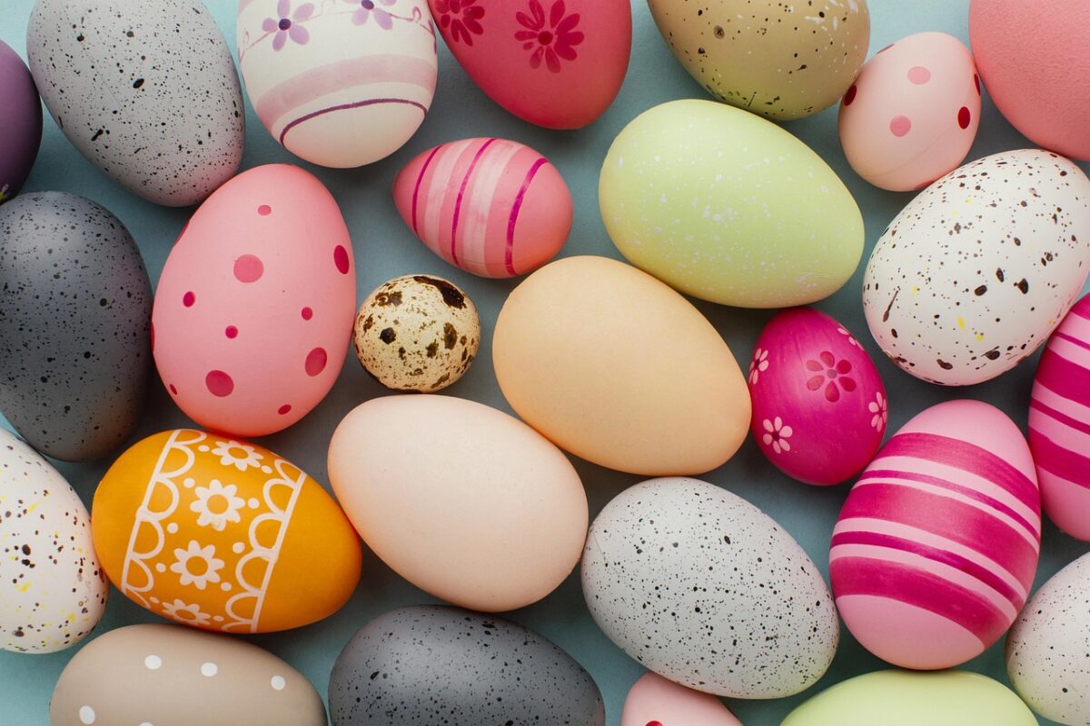 multi coloured painted eggs
